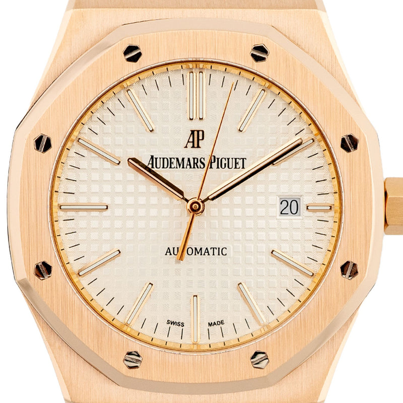 Royal Oak White Dial 2019 - 15400OR.OO.1220OR.02