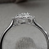 Ring Cushion Halo 750 white gold 0.86ct F/VS1