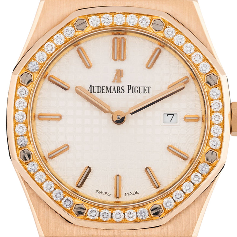 Royal Oak Lady White Dial 2015  - 67651OR.ZZ.D010CA.01