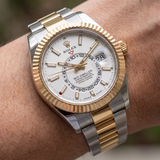 Rolex Sky-Dweller, White Dial, Stahl/Gold, 42mm, Ref. 336933, 08-2023, B+P