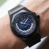 Girard-Perregaux Laureato Absolute Black 44 WW.TC, Ref. 81065-21-491-FH6A, titanium, B+P