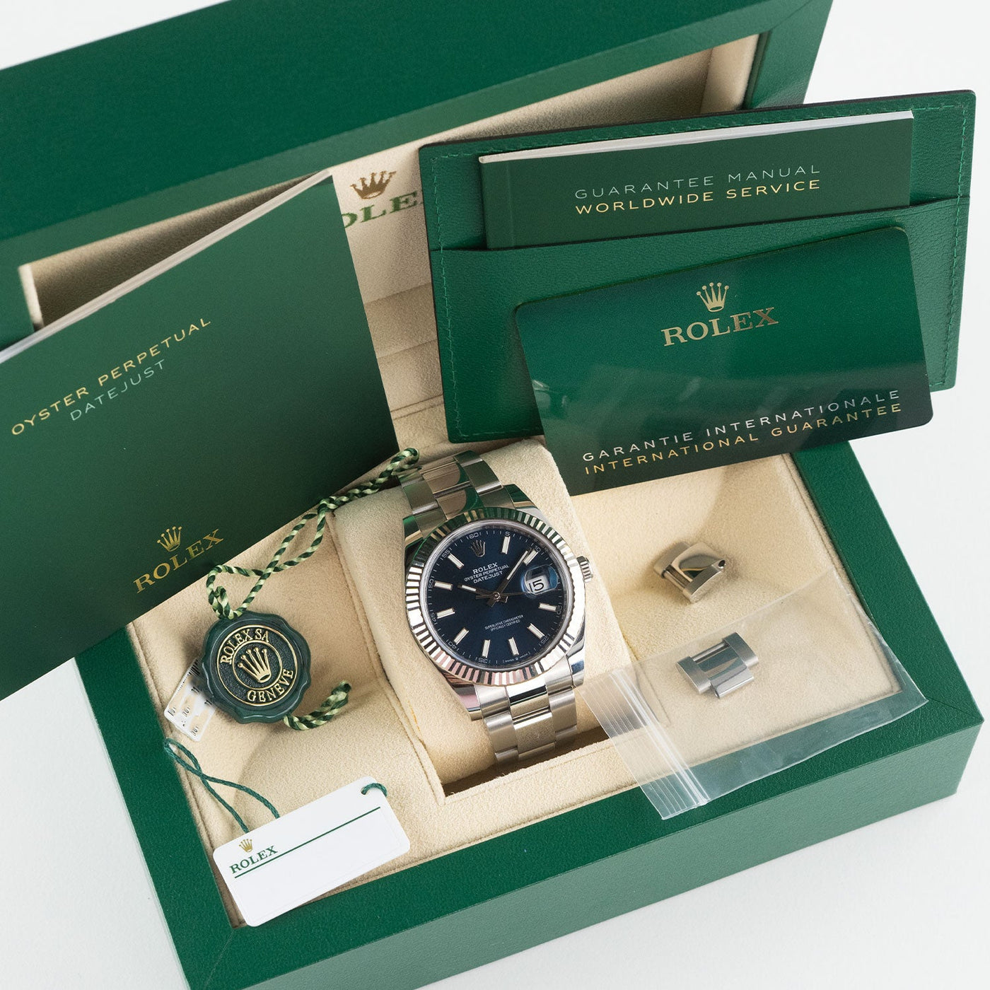 Datejust 41mm Blue Dial Full Set 2021 Oyster - 126334 – US Marc