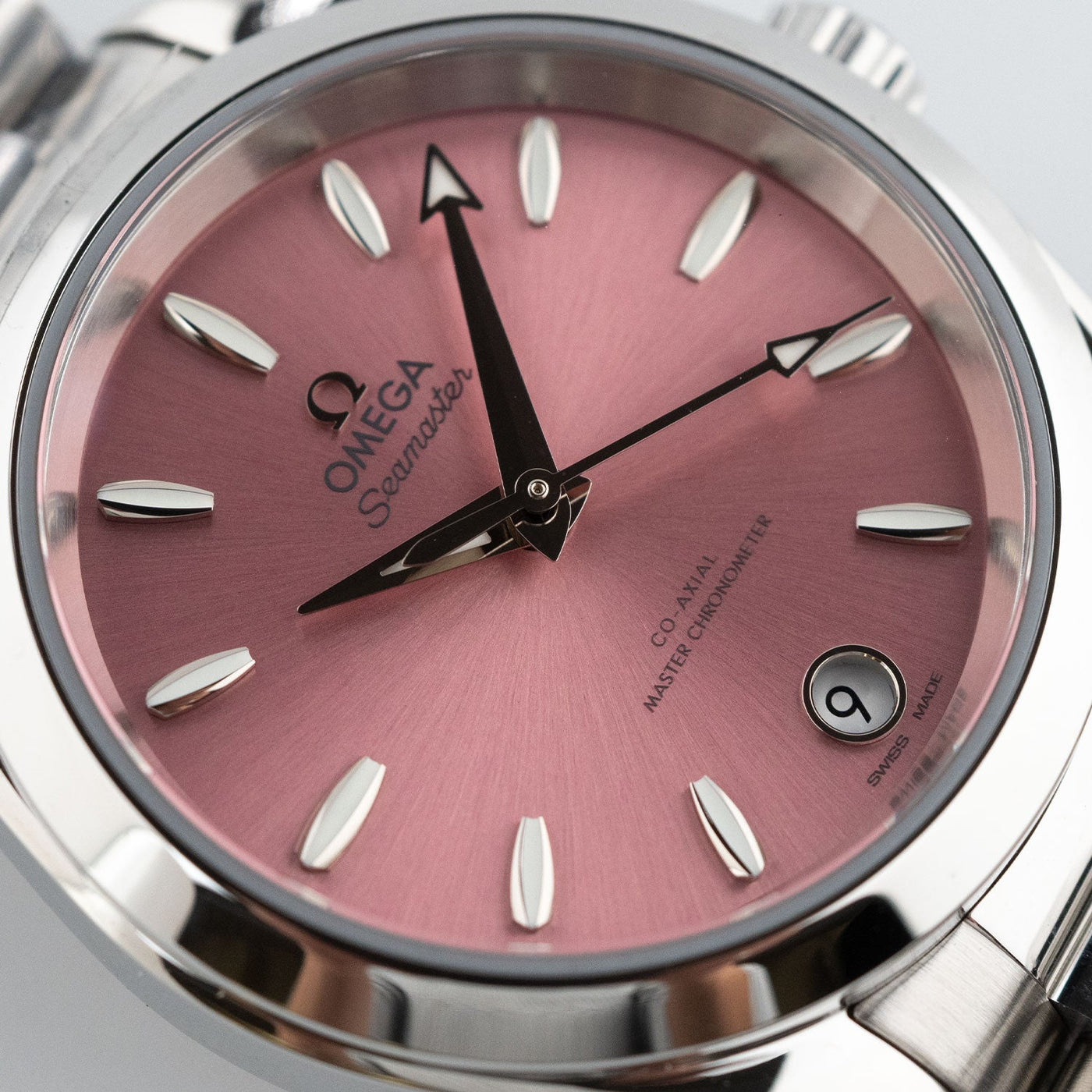 Seamaster Aqua Terra Pink Dial 34mm 2025 - 220.10.34.20.10.003