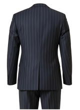 THE EXCLUSIVE NEEDLESTRIPSUIT