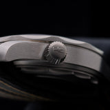 Omega Seamaster Diver 300M, "007 James Bond" Edition, Titan, NATO-Band, Ref. 210.92.42.20.01.001, B+P