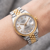 16099243950462-1790266366604-wristshot-is-ai