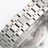 Royal Oak White Dial 2017 - 15400ST.OO.1220ST.02.A