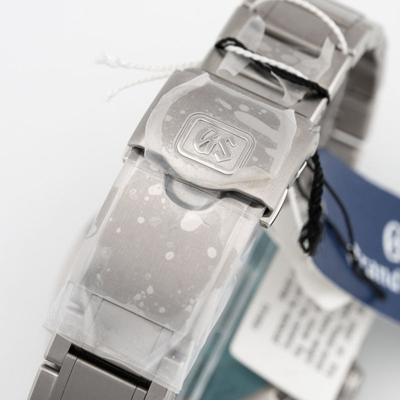 Evolution 9 Collection 2025 - SLGA023G