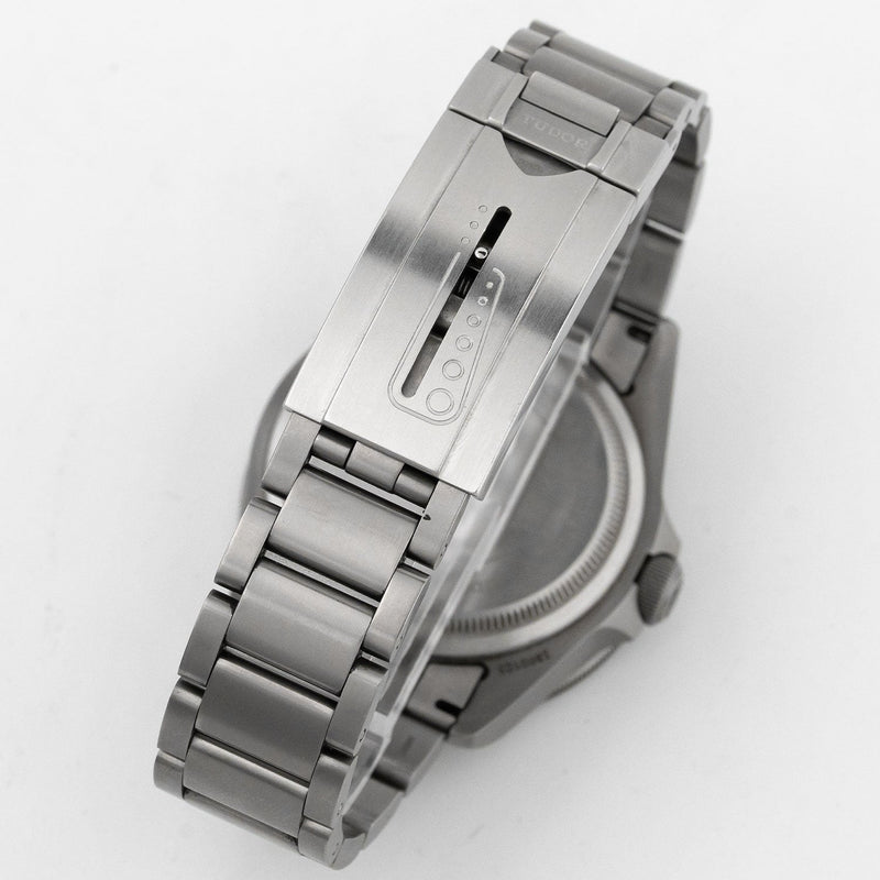Pelagos 2018 - M25600TN