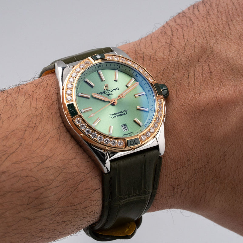 Super Chronomat 38mm Green Dial 2025 - U17356531L1P1