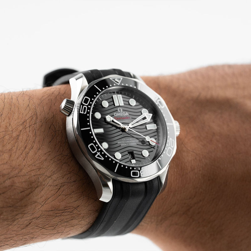 Seamaster Diver 300M Black Dial 2022 - 210.32.42.20.01.001
